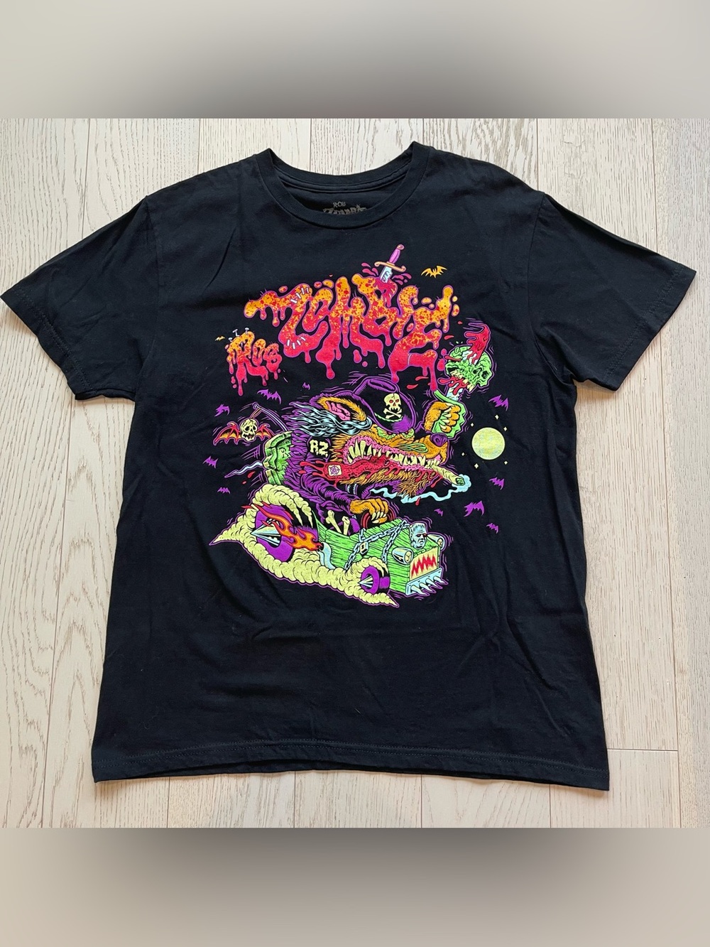Rob Zombie Freaks on Parade 2024 Black Graphic Concert Tee Shirt metal rock punk